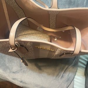 Michael Kors large tote